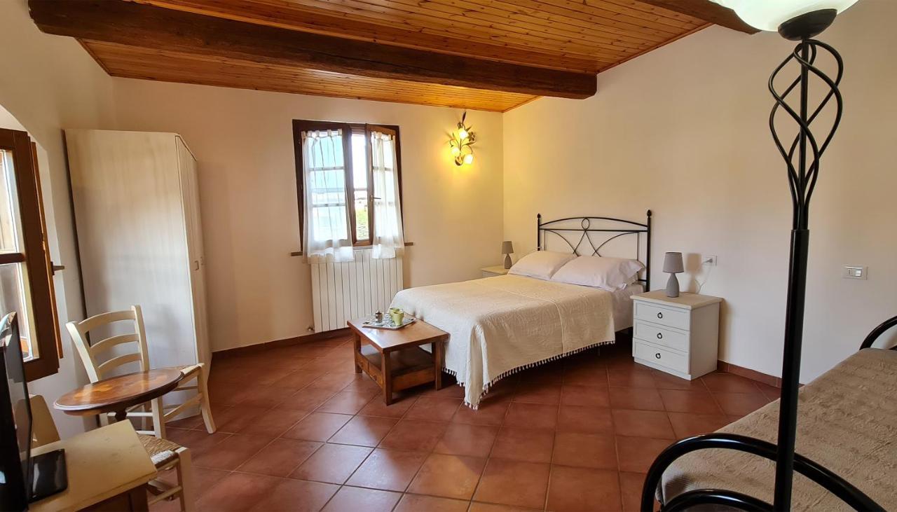Agriturismo Barbadoro Сан Винченцо Екстериор снимка
