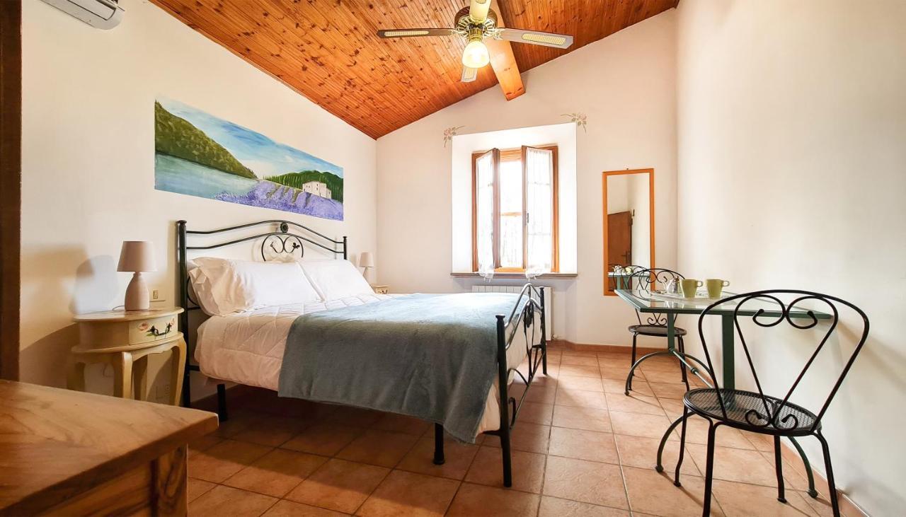 Agriturismo Barbadoro Сан Винченцо Екстериор снимка